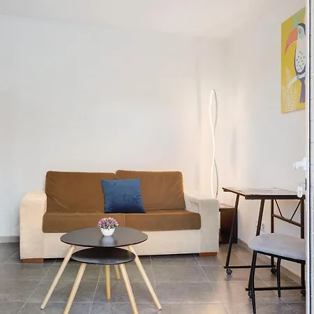 بيت للعطل House *